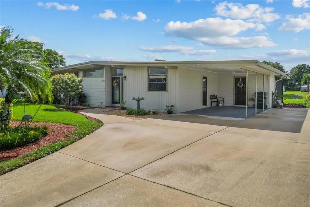 326 Canal Drive Lake Wales FL 33859