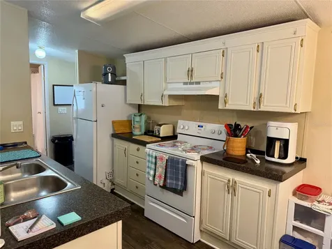 10903 N Farmwood Avenue Dunnellon FL 34433