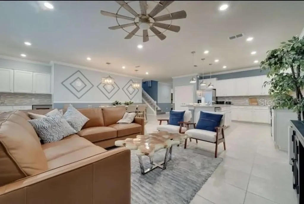 2270 Lelani Circle Davenport FL 33897