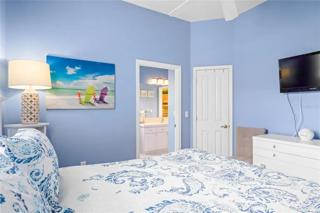9272 Westshore Drive Weeki Wachee FL 34613