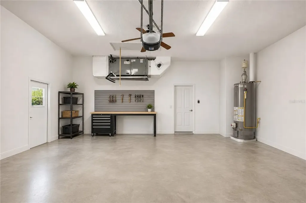 9272 Westshore Drive Weeki Wachee FL 34613