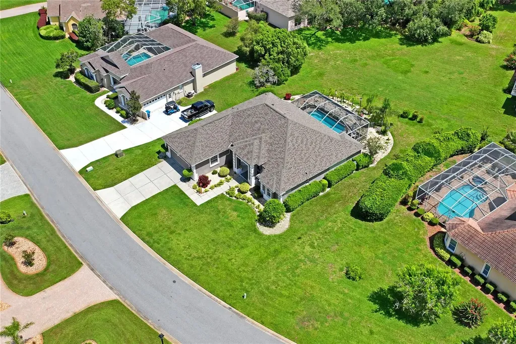 9272 Westshore Drive Weeki Wachee FL 34613