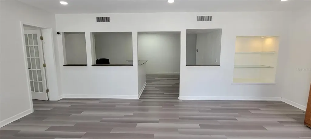 1275 Cleveland Street Clearwater FL 33755