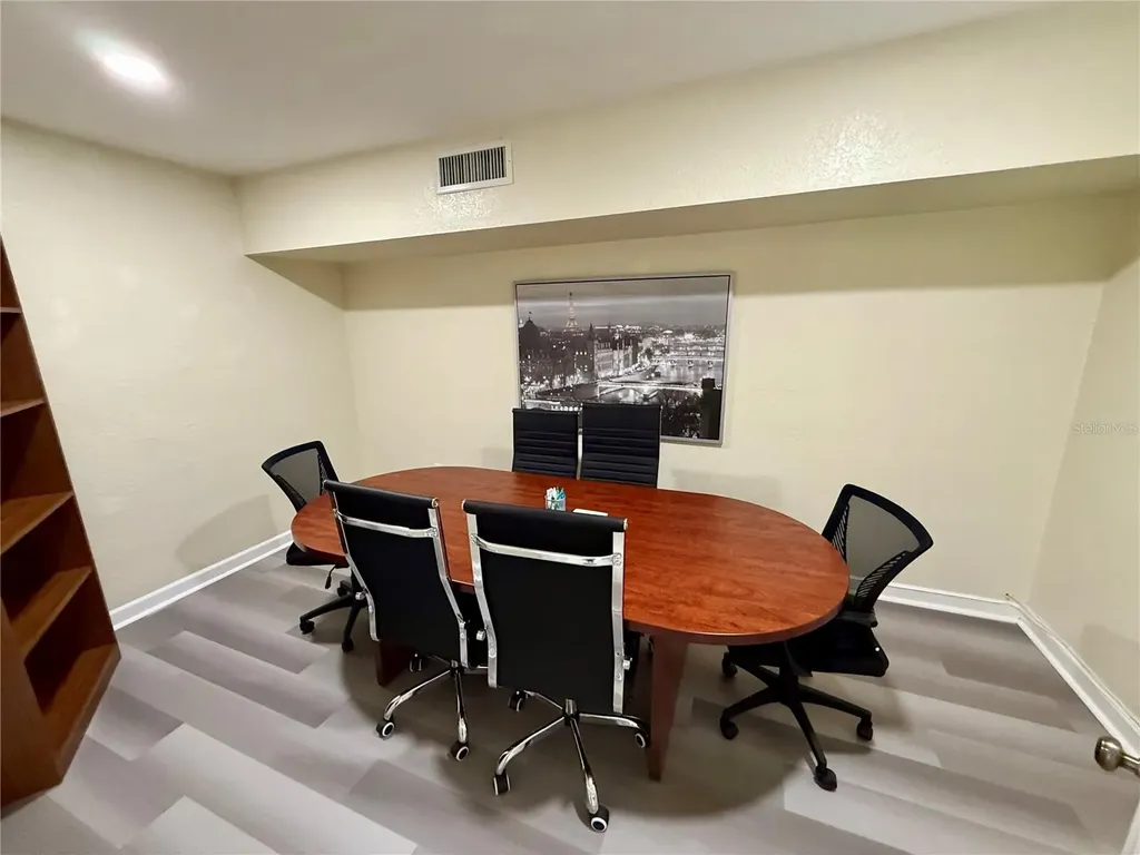 1275 Cleveland Street Clearwater FL 33755