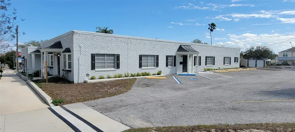 1275 Cleveland Street Clearwater FL 33755