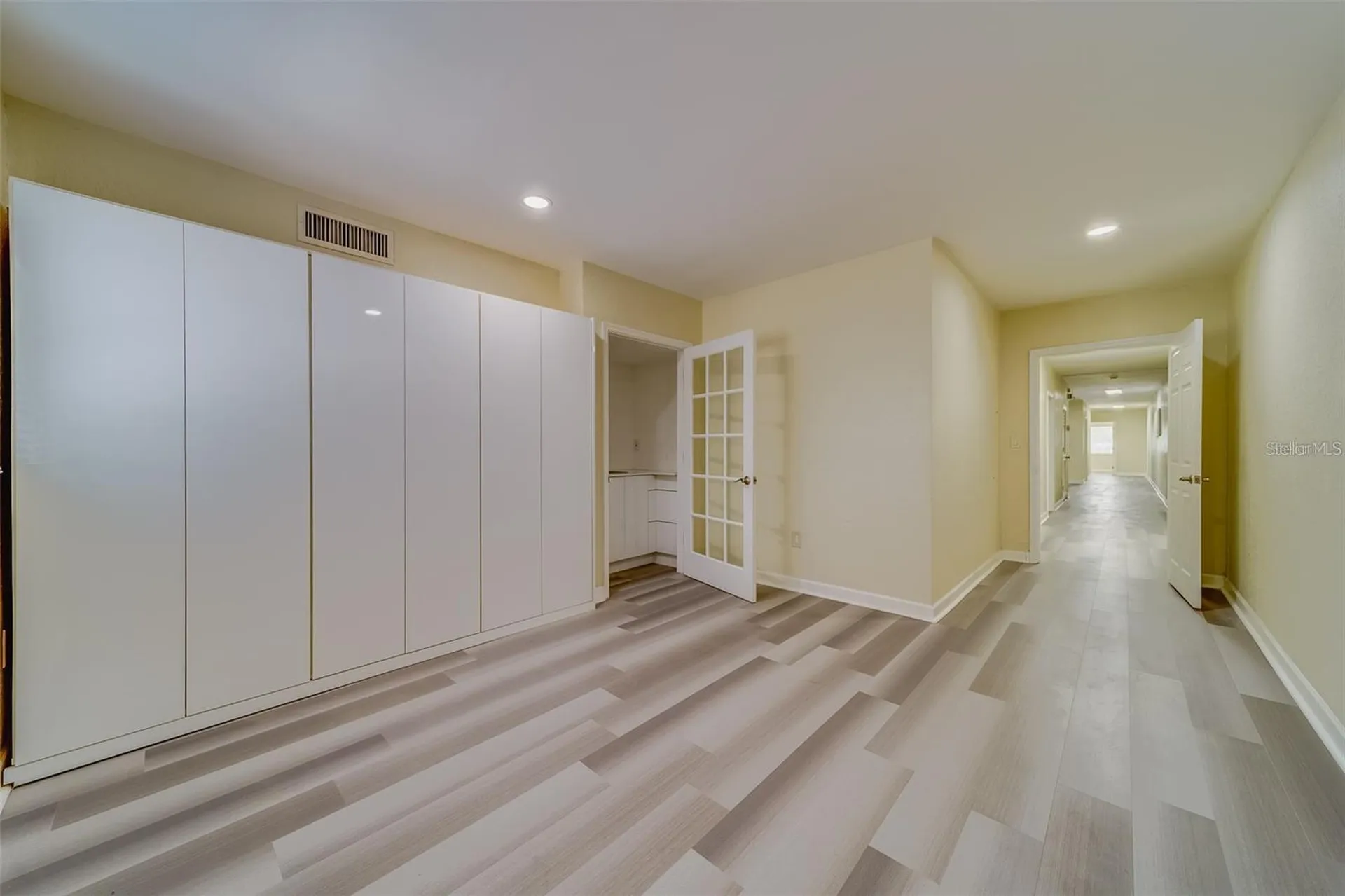 1275 Cleveland Street Clearwater FL 33755