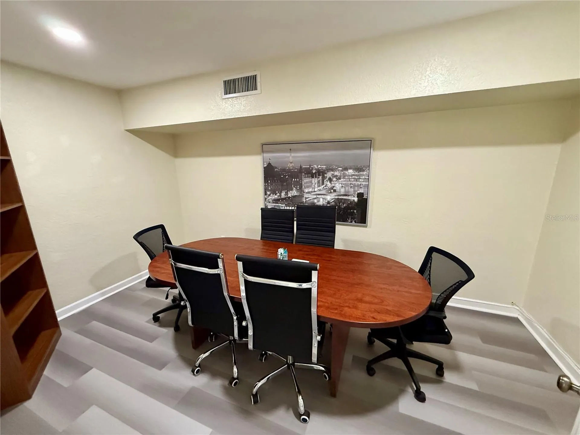 1275 Cleveland Street Clearwater FL 33755