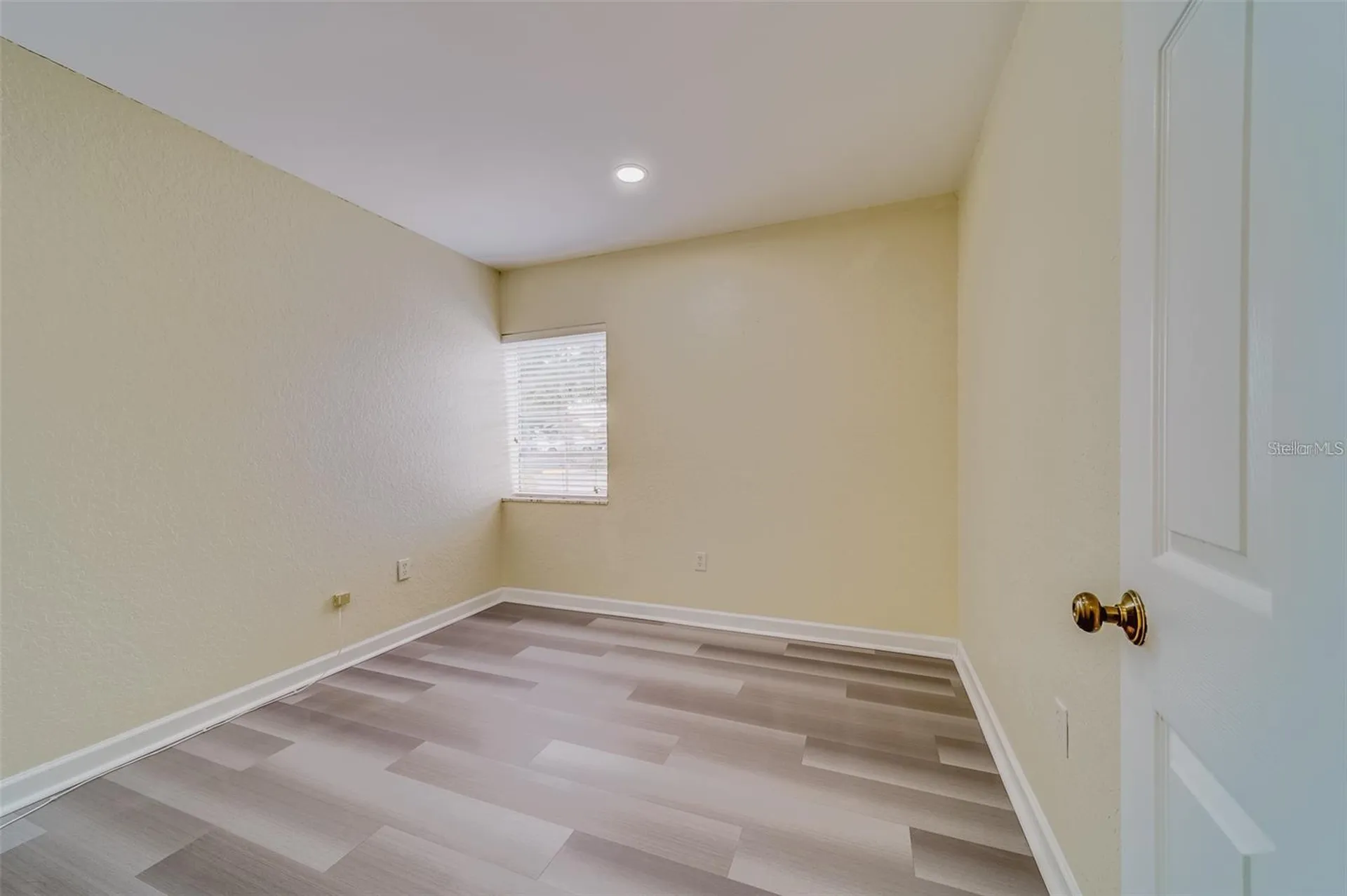 1275 Cleveland Street Clearwater FL 33755