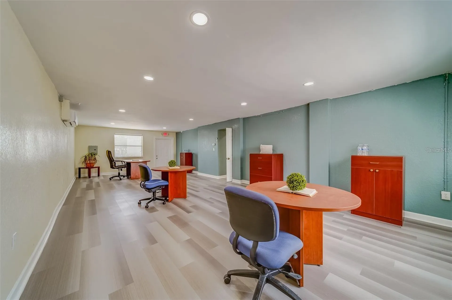 1275 Cleveland Street Clearwater FL 33755