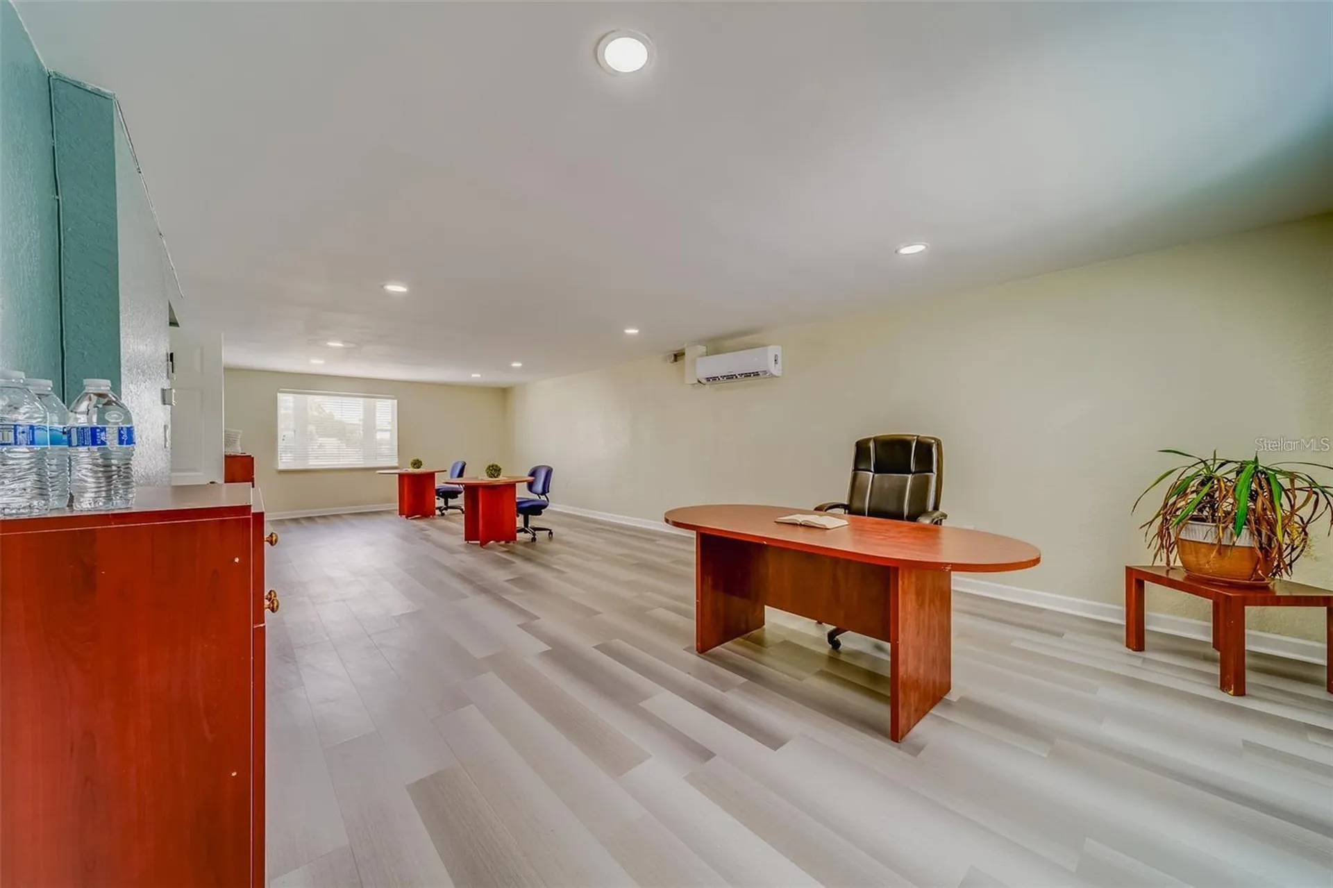 1275 Cleveland Street Clearwater FL 33755