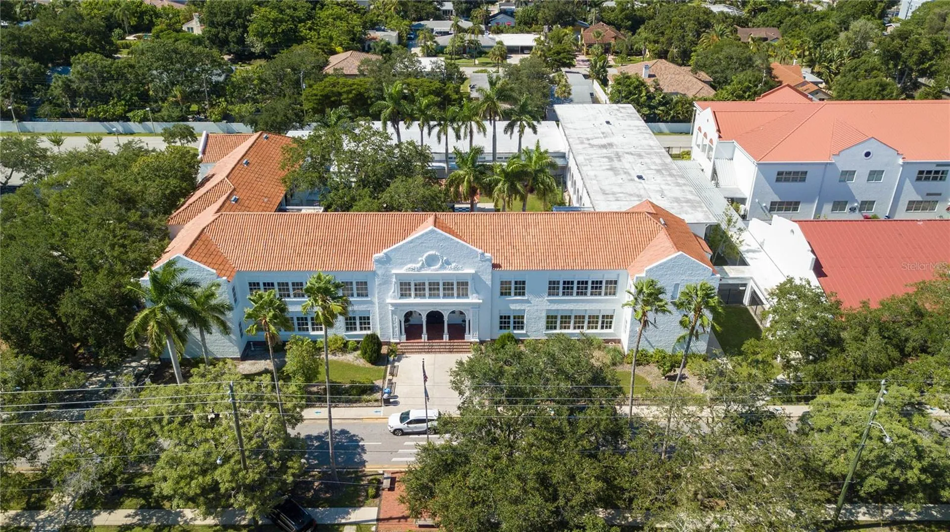 3500 Flores Avenue Sarasota FL 34239