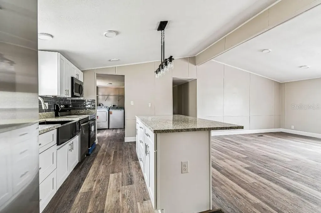 10003 Benjamin Smith Drive Thonotosassa FL 33592