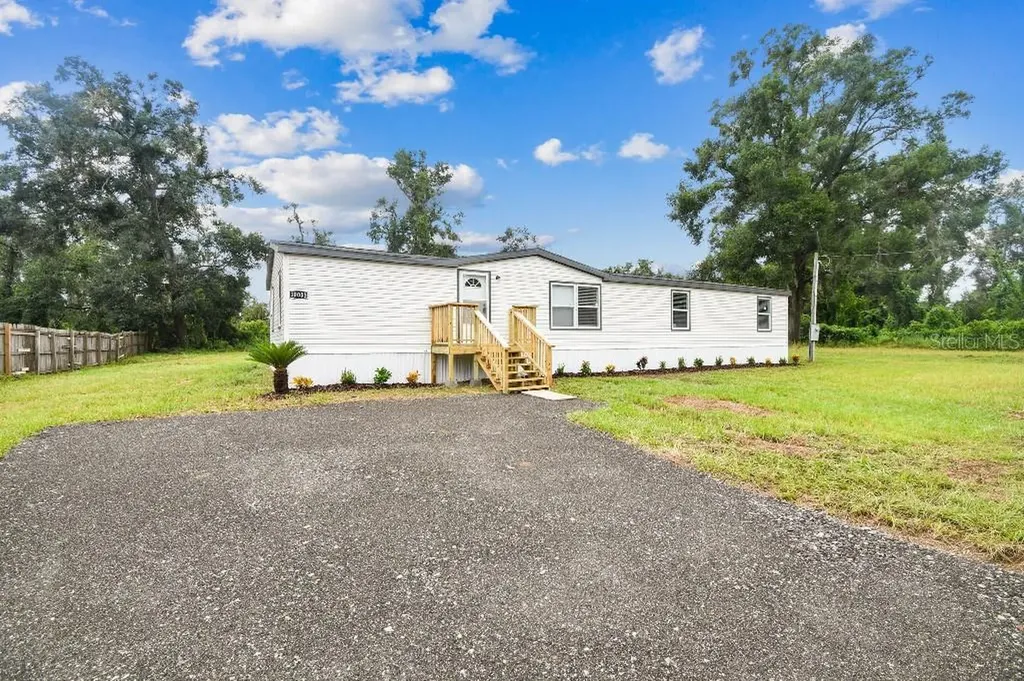 10003 Benjamin Smith Drive Thonotosassa FL 33592