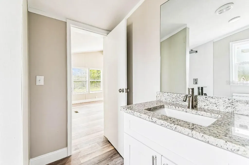 10003 Benjamin Smith Drive Thonotosassa FL 33592