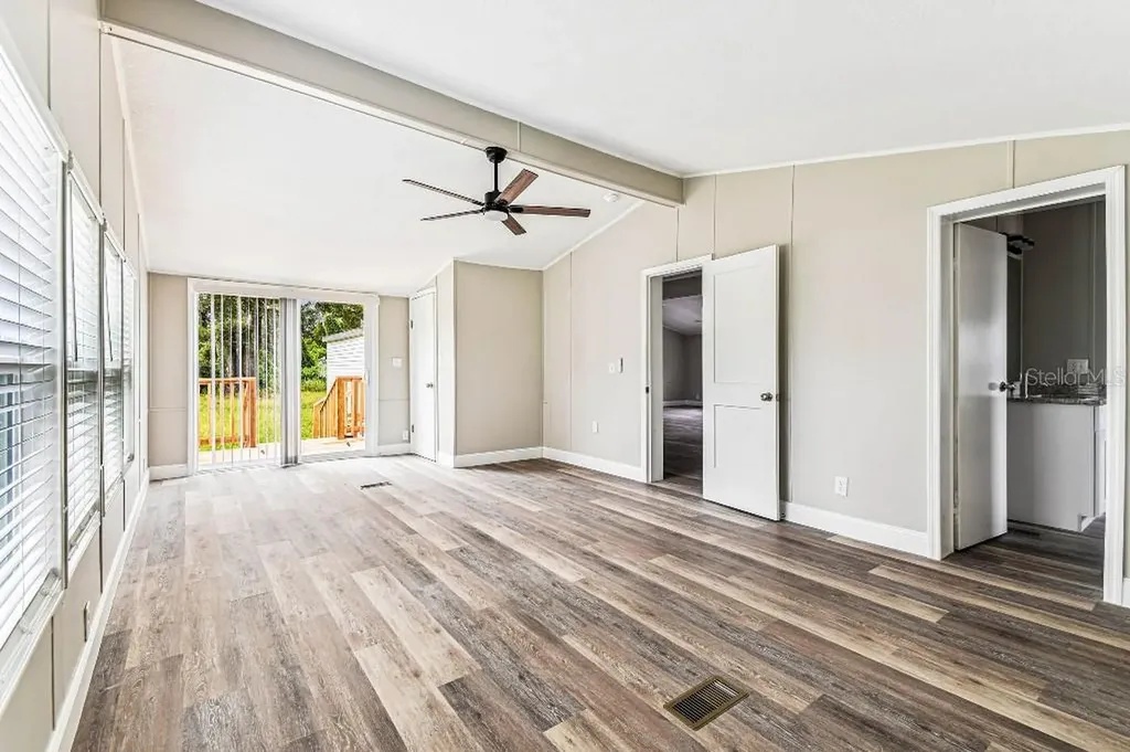 10003 Benjamin Smith Drive Thonotosassa FL 33592