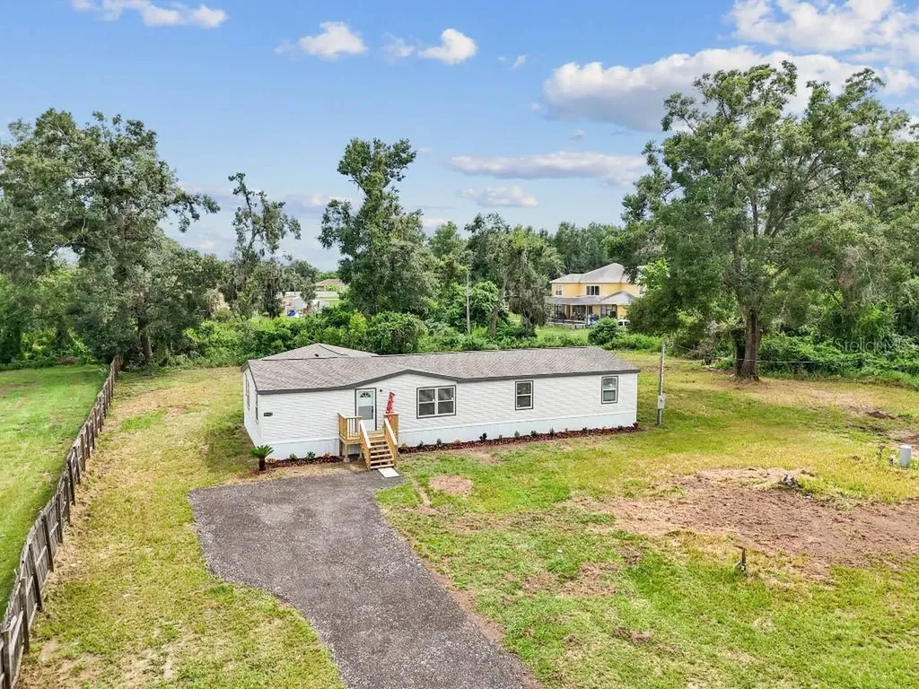 10003 Benjamin Smith Drive Thonotosassa FL 33592