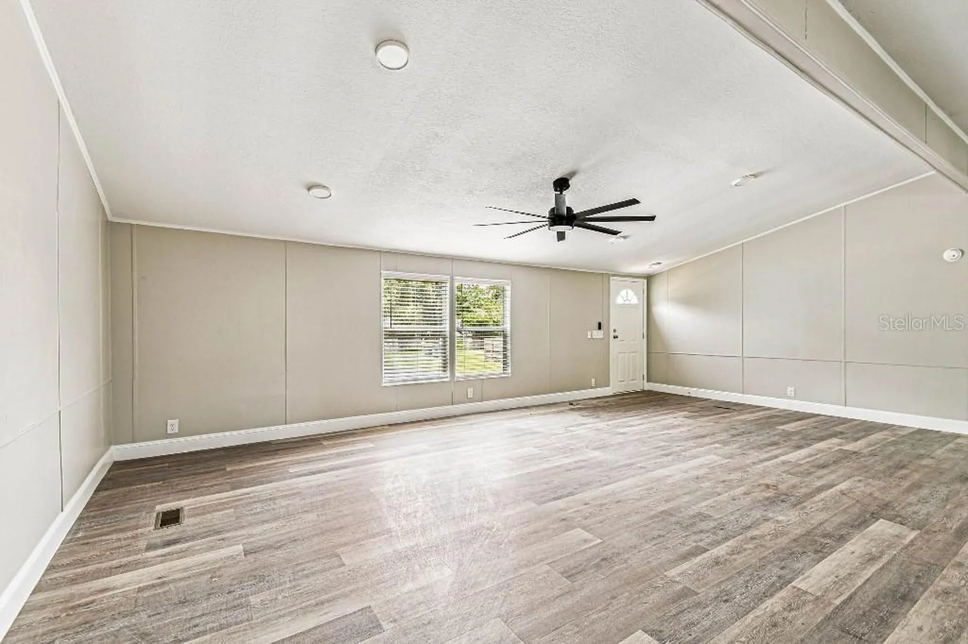 10003 Benjamin Smith Drive Thonotosassa FL 33592