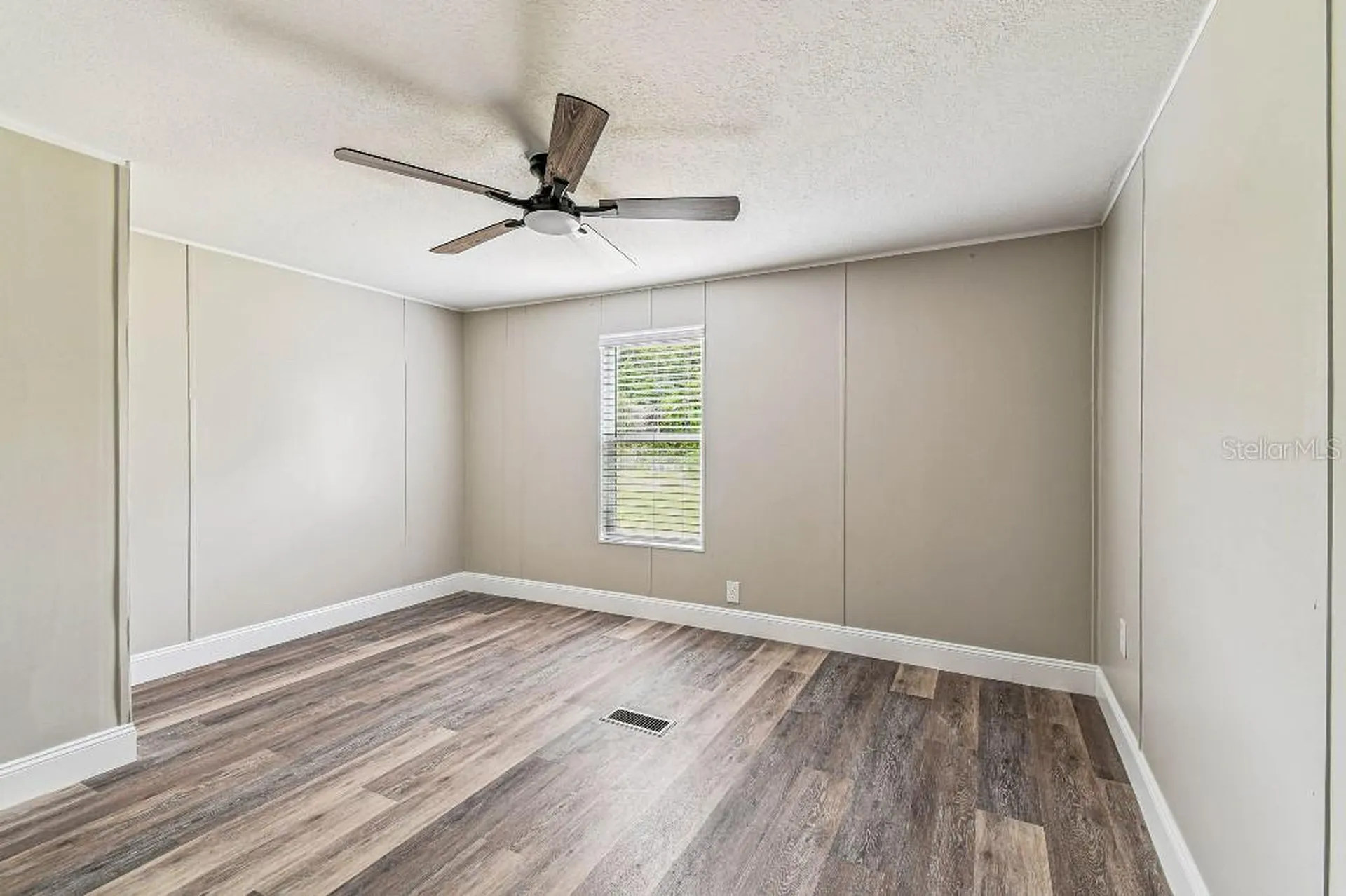 10003 Benjamin Smith Drive Thonotosassa FL 33592