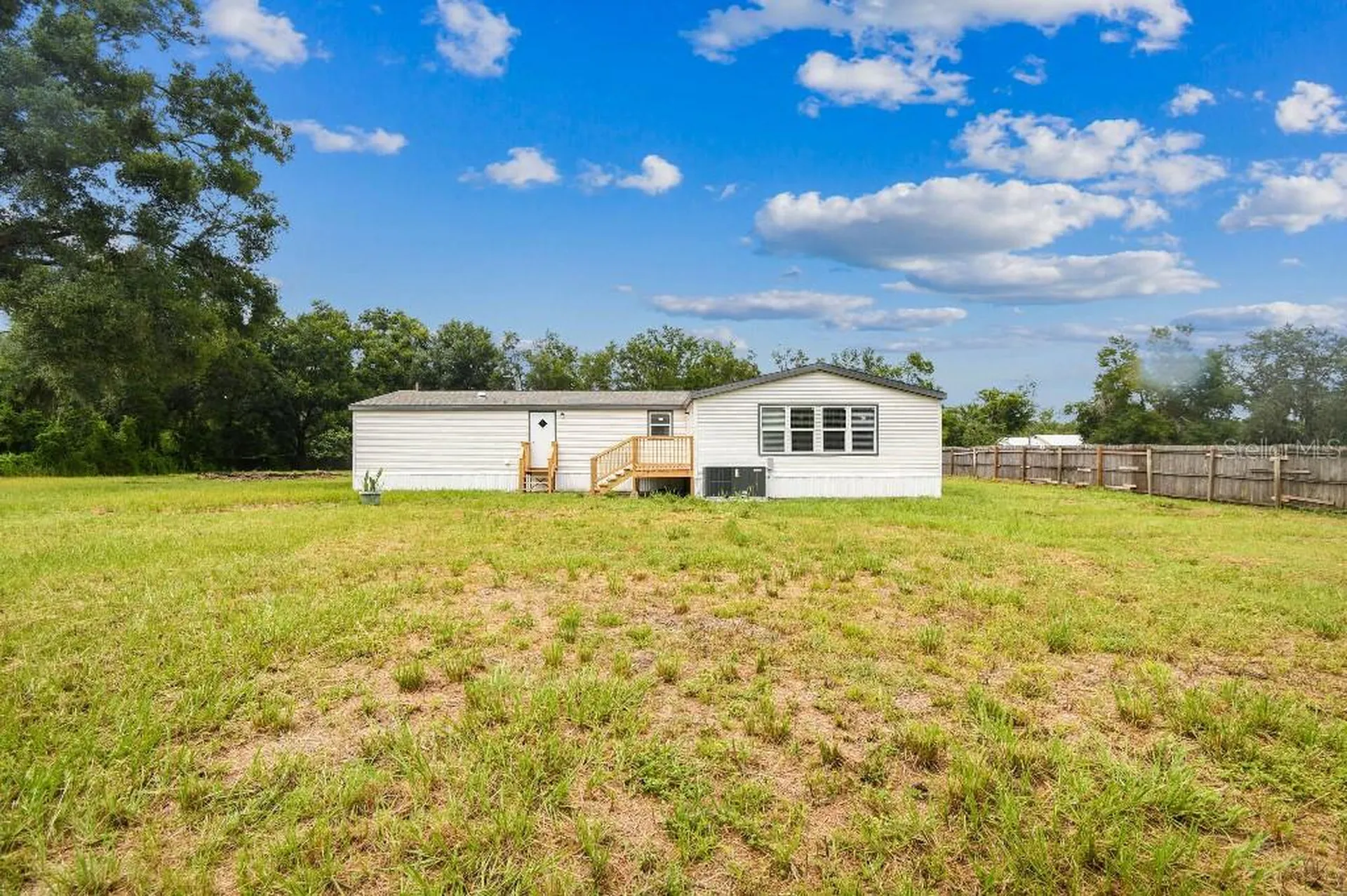 10003 Benjamin Smith Drive Thonotosassa FL 33592