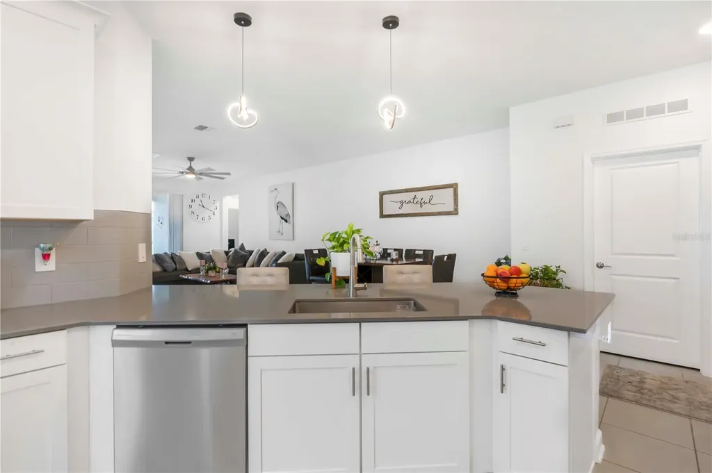 4716 Waltham Forest Drive Davenport FL 33837