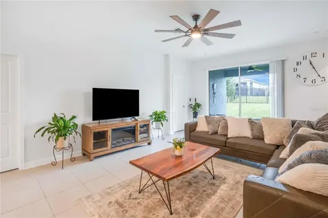 4716 Waltham Forest Drive Davenport FL 33837