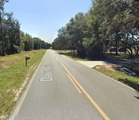 Dawn Avenue Interlachen FL 32148