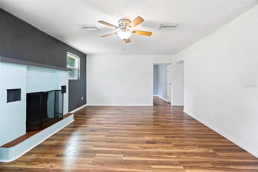 3157 S Us Highway 41 Dunnellon FL 34432
