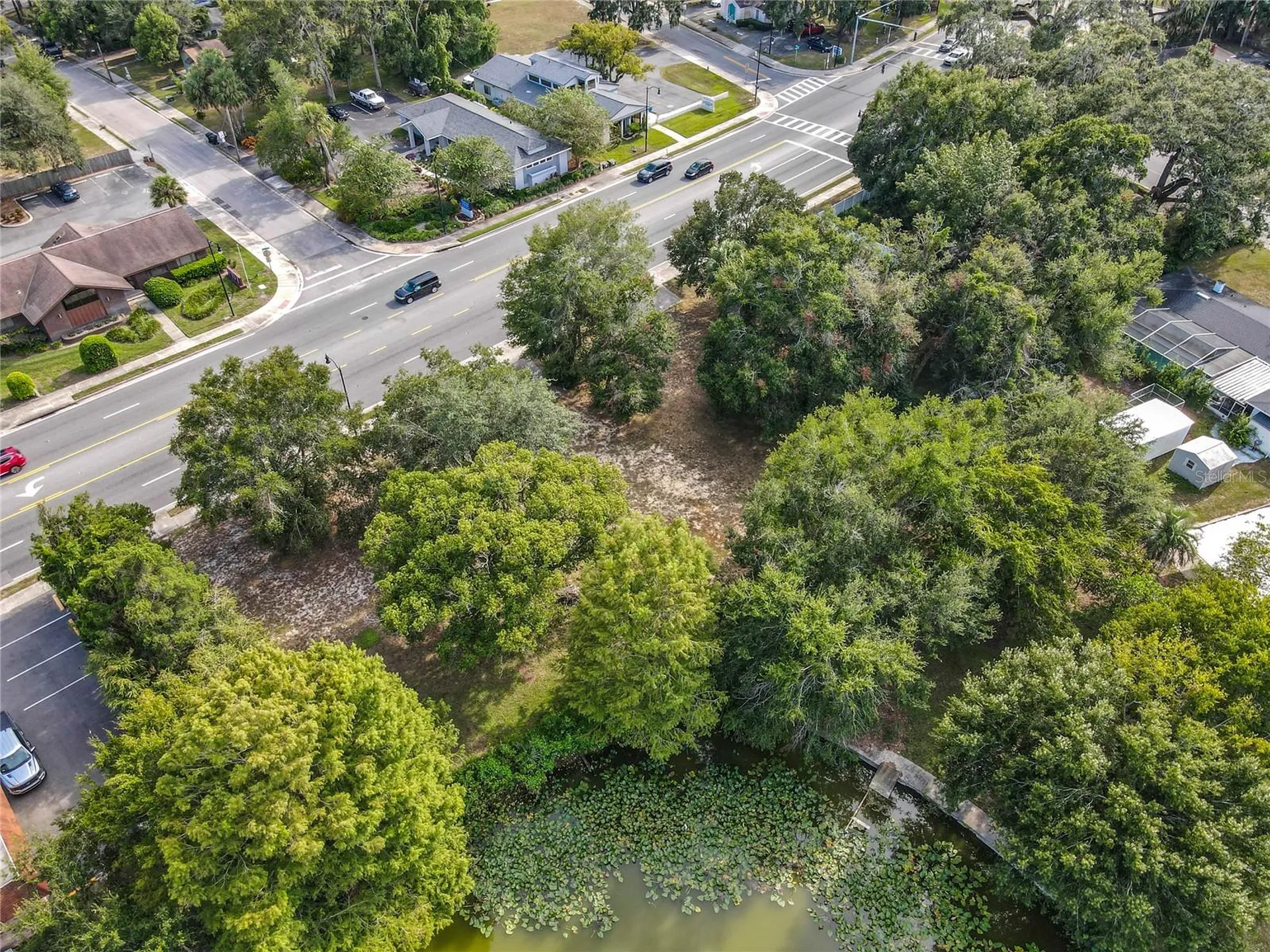 1024 - 1038 W Dixie Avenue Leesburg FL 34748
