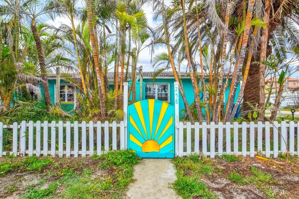 256 144th Avenue Madeira Beach FL 33708
