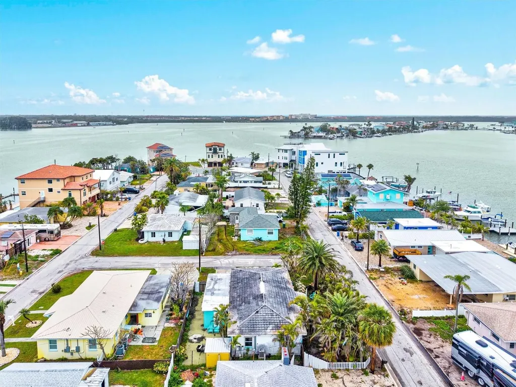 256 144th Avenue Madeira Beach FL 33708