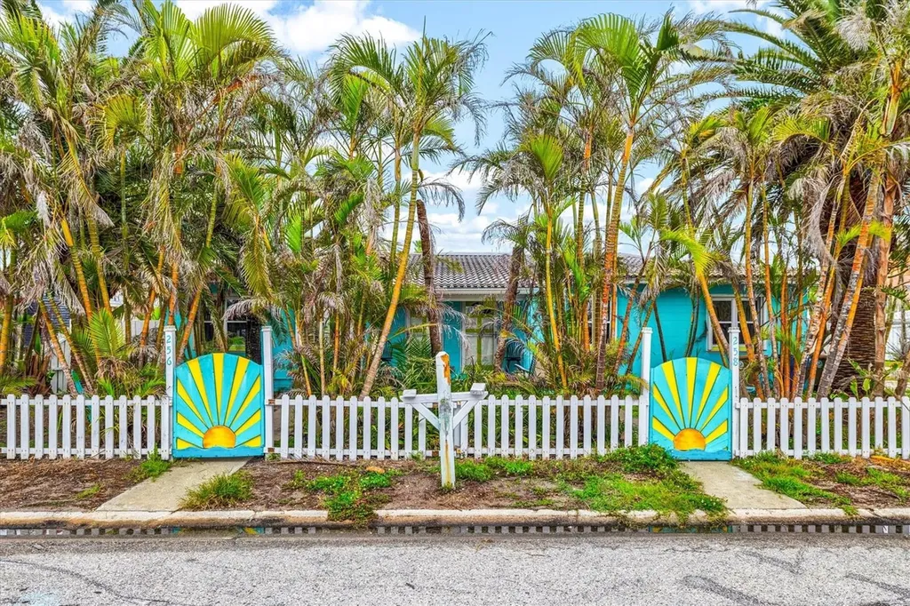 256 144th Avenue Madeira Beach FL 33708