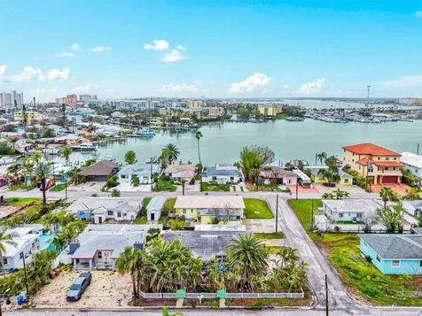 256 144th Avenue Madeira Beach FL 33708