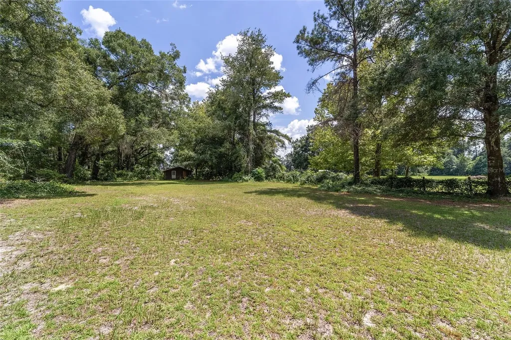 3200 NE 97th Street Road Anthony FL 32617