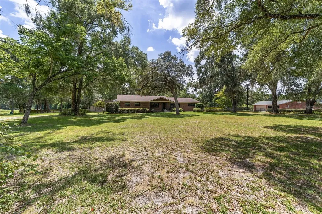 3200 NE 97th Street Road Anthony FL 32617