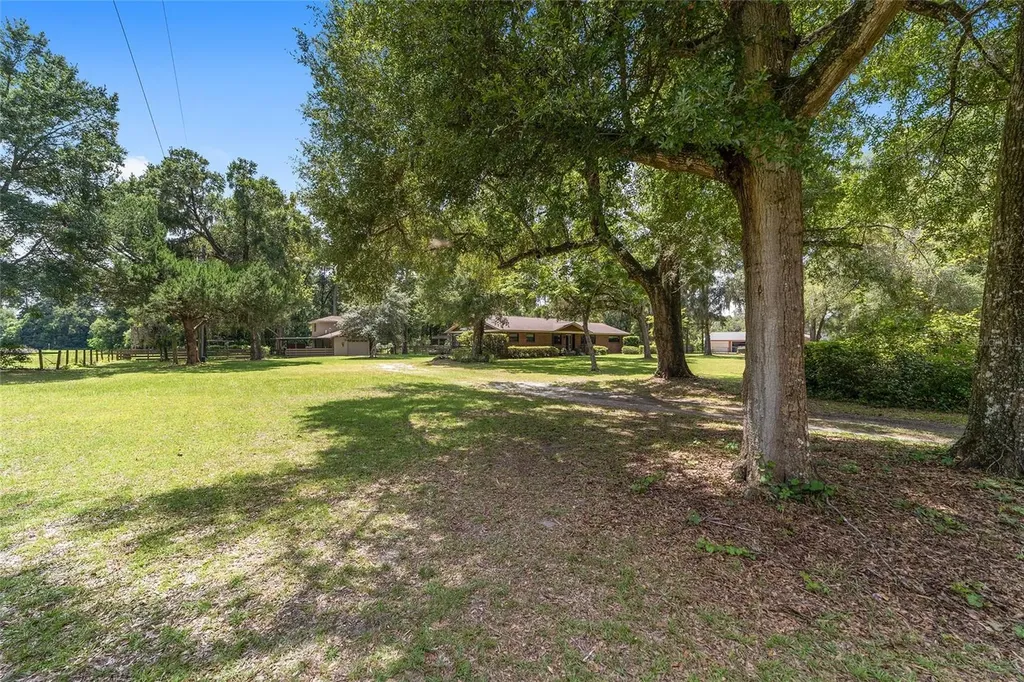 3200 NE 97th Street Road Anthony FL 32617