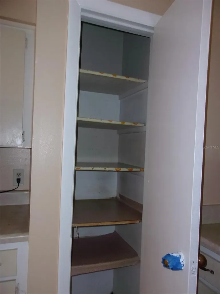 5700 NE 6th Place Ocala FL 34470