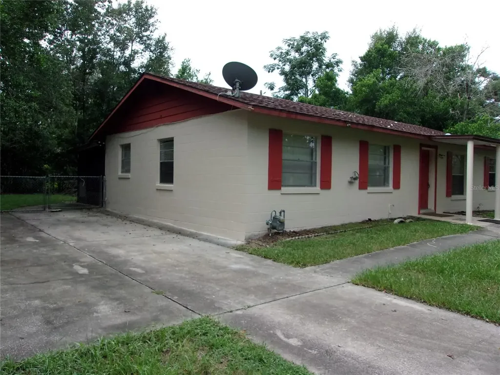 5700 NE 6th Place Ocala FL 34470