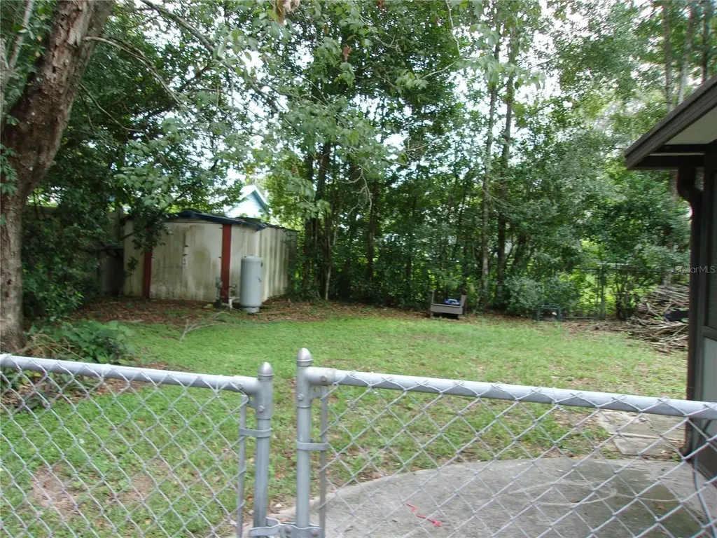 5700 NE 6th Place Ocala FL 34470