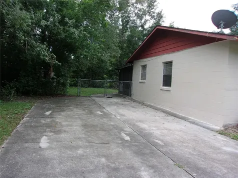 5700 NE 6th Place Ocala FL 34470