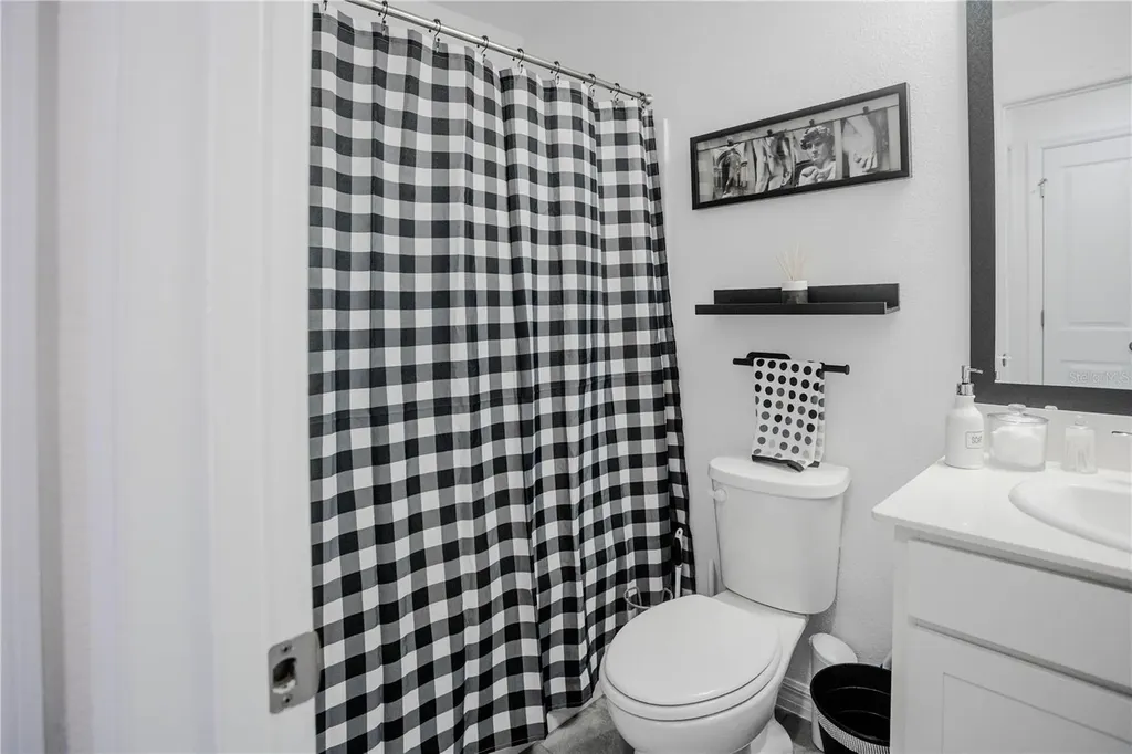 643 Belgrove Street Debary FL 32713