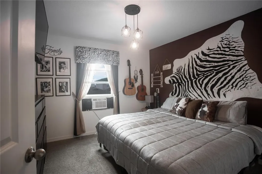 643 Belgrove Street Debary FL 32713