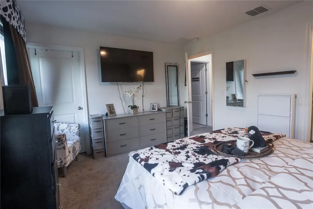 643 Belgrove Street Debary FL 32713