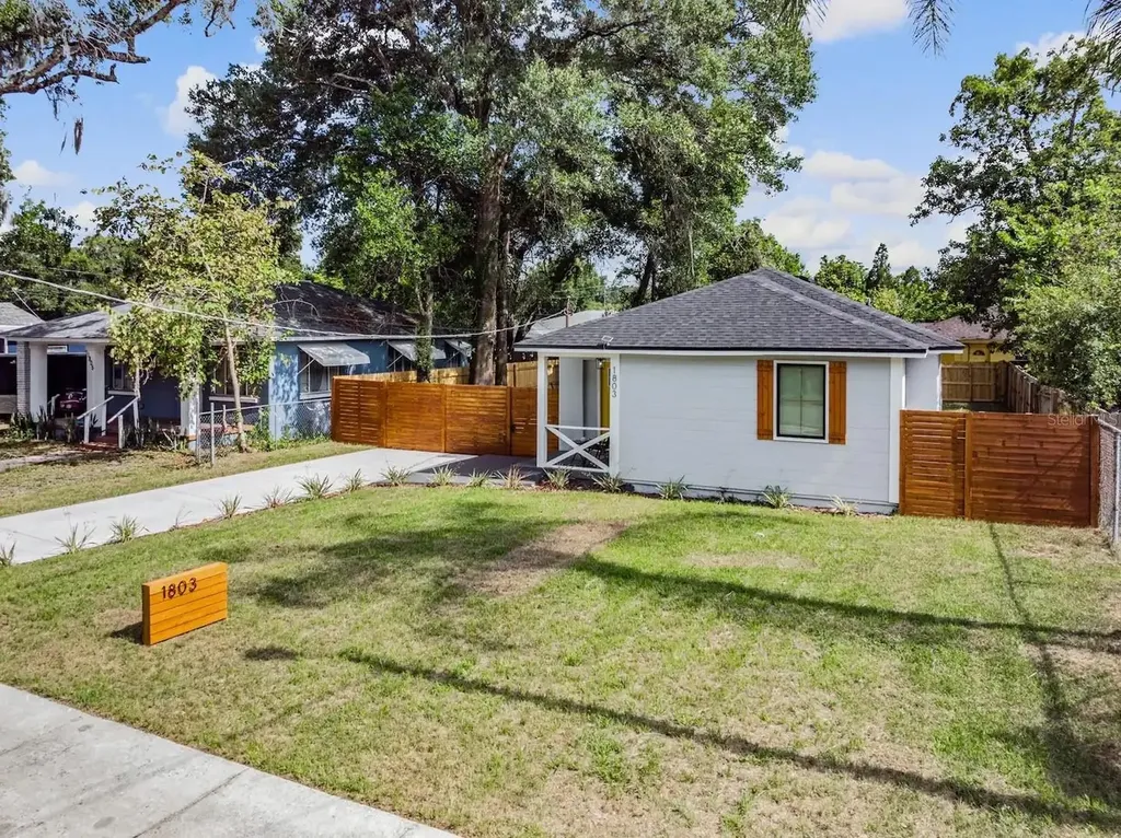 1803 E Frierson Avenue Tampa FL 33610
