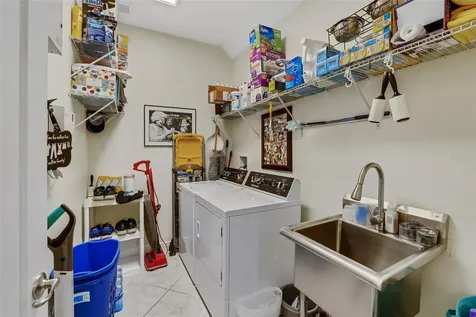 1555 Katie Cove Sanford FL 32771