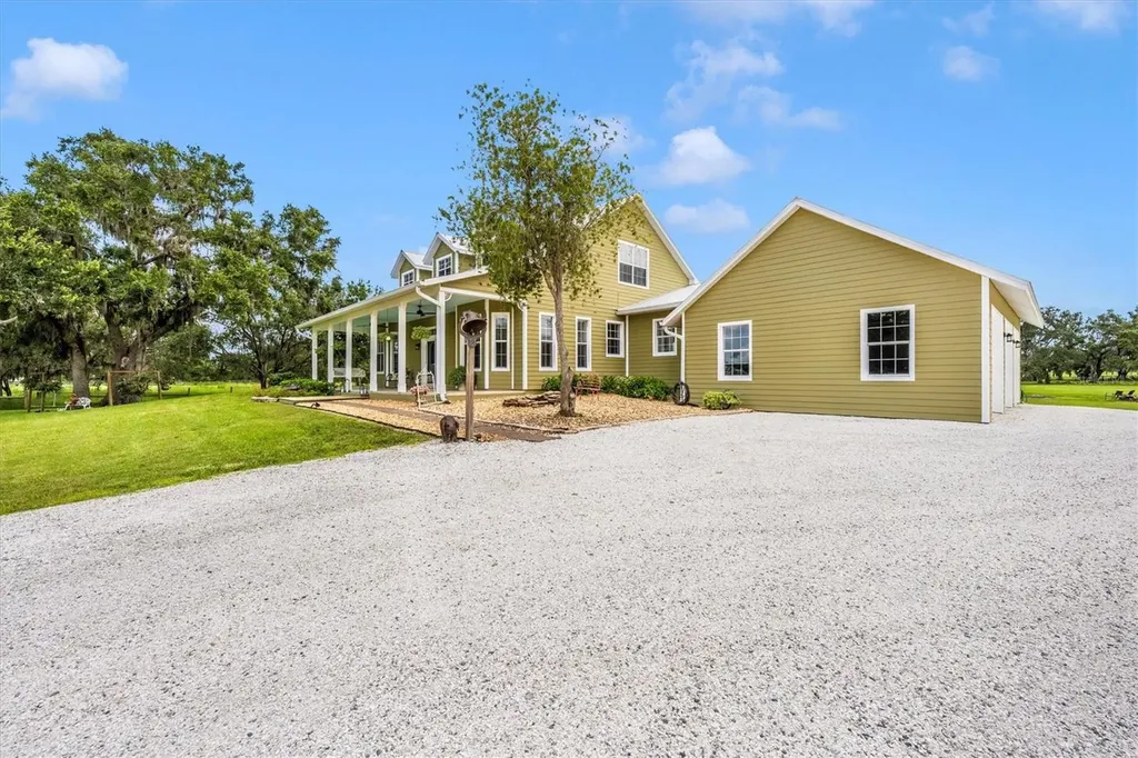 1901 Joshua Drive Sarasota FL 34240