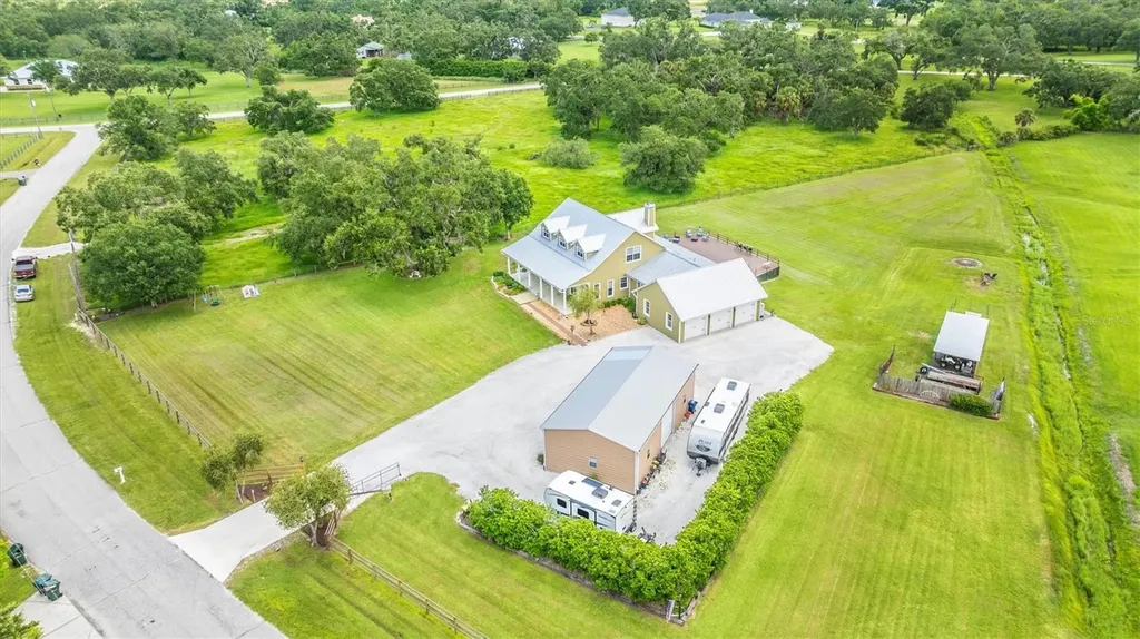 1901 Joshua Drive Sarasota FL 34240