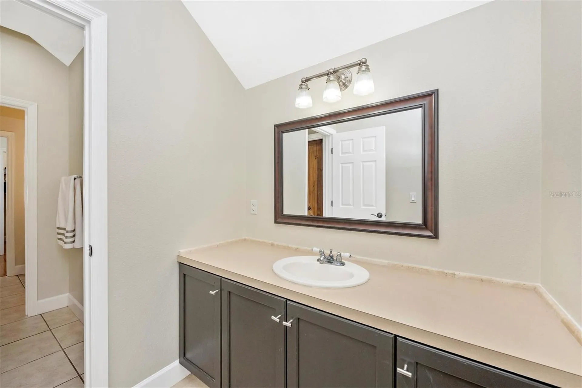 1901 Joshua Drive Sarasota FL 34240
