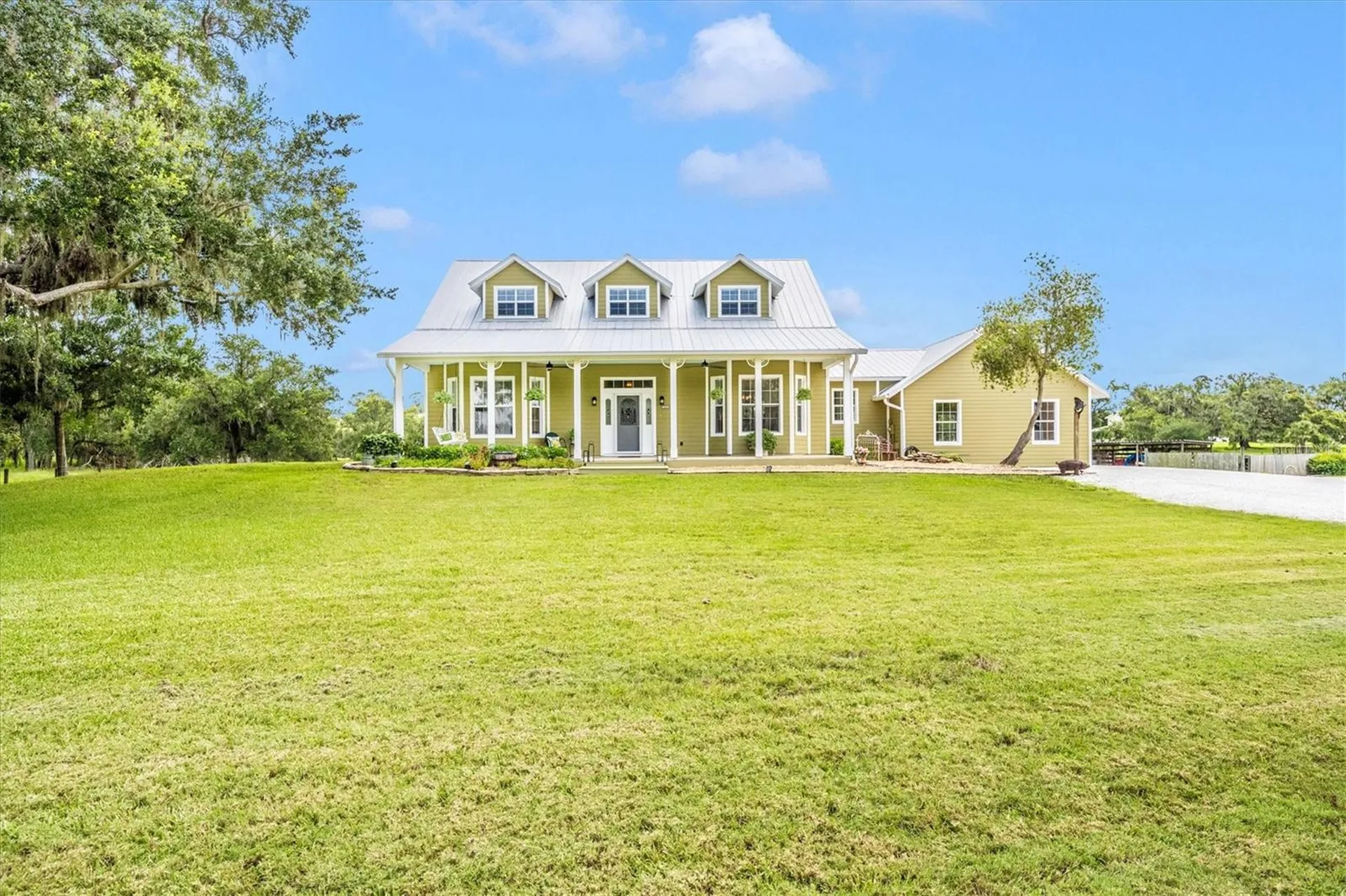 1901 Joshua Drive Sarasota FL 34240