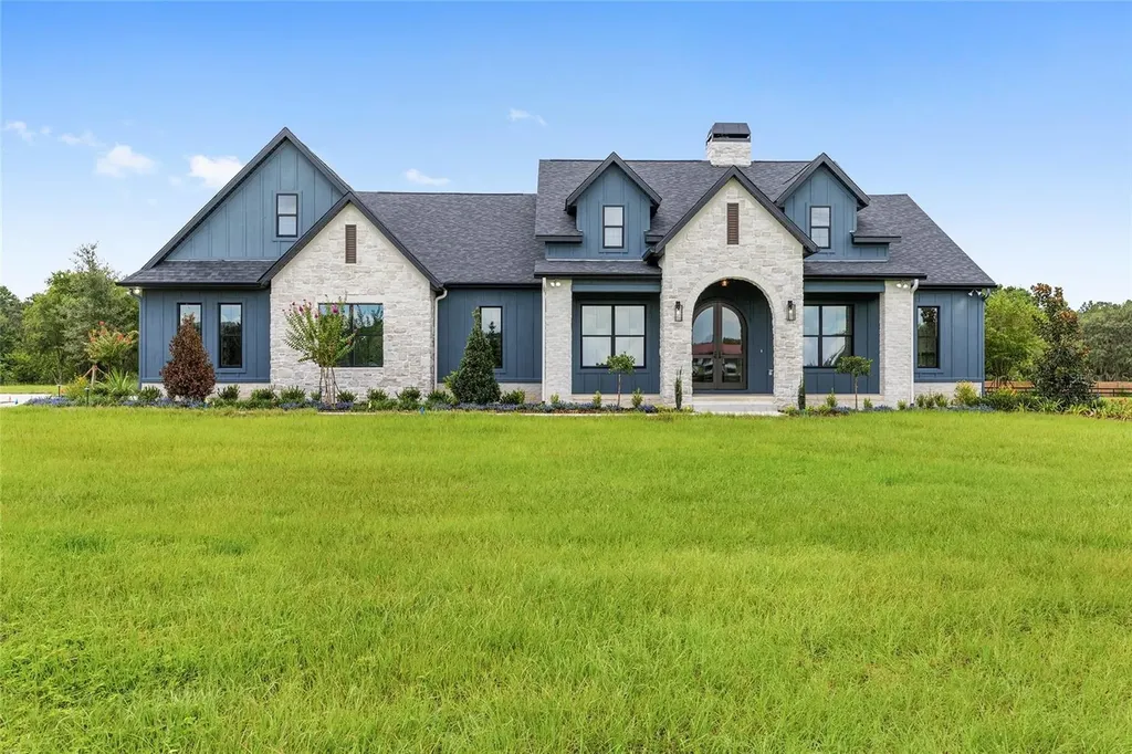 11324 NW 50 Lane Ocala FL 34482