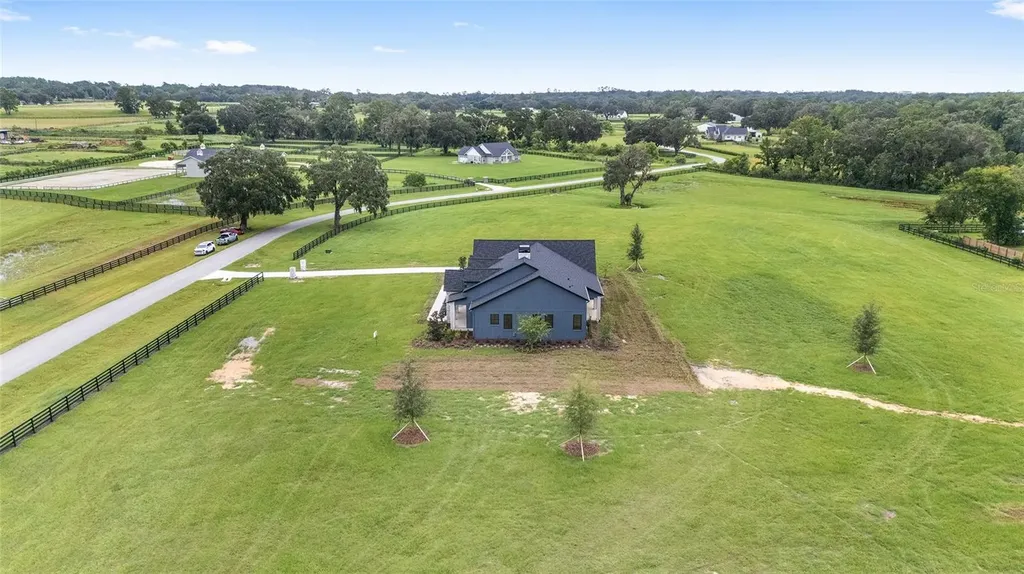 11324 NW 50 Lane Ocala FL 34482